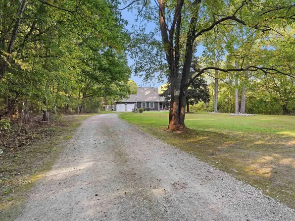 3333 Berkshire Dr, Port Huron, MI 48060