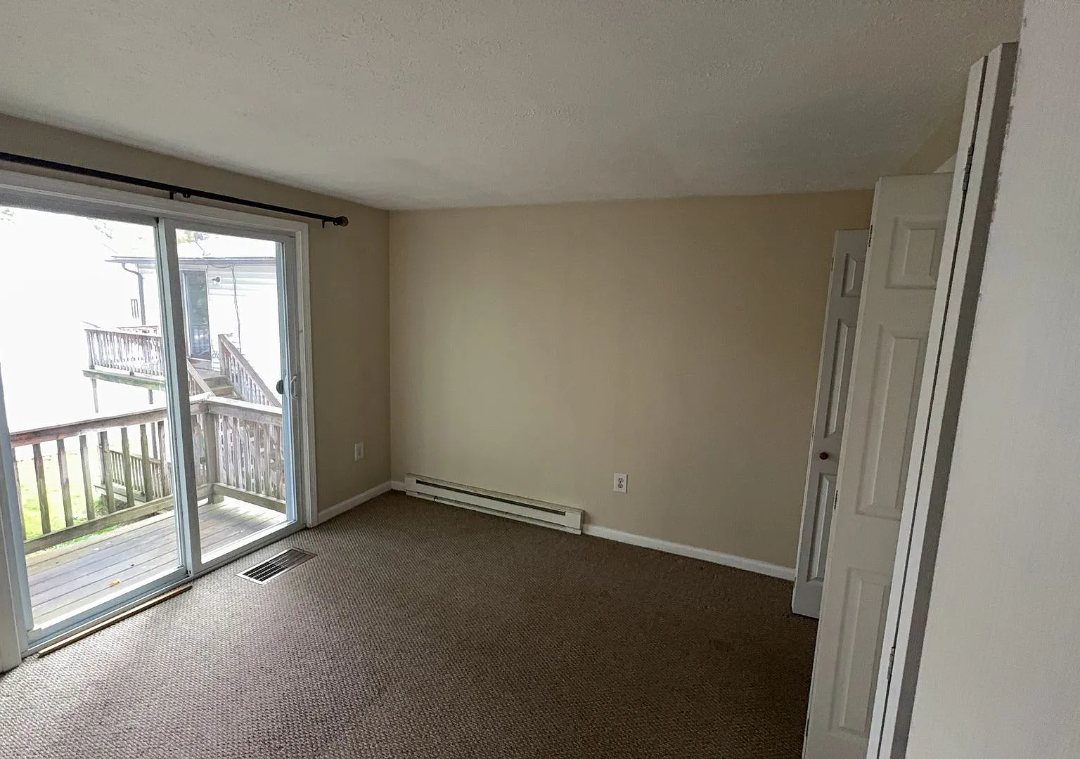 1025 Central Street — Photo 3