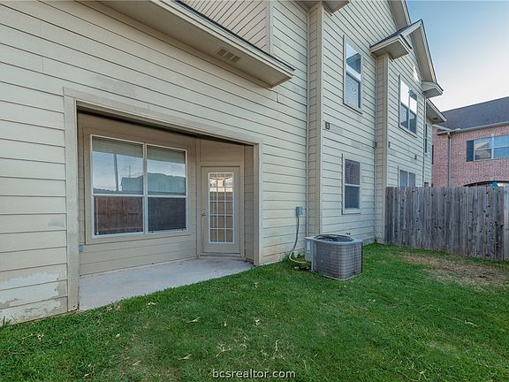 2nd image of 1425 W Villa Maria Rd Unit 903