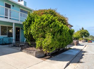 308 1st St, Pacific Grove, CA 93950