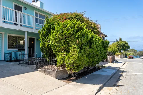 308 1st St Photo 1