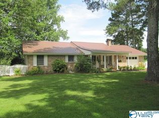 2290 Walnut St, Albertville, AL 35950