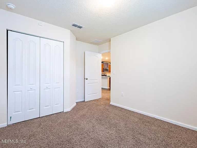 2446 Oak Stream Dr — Photo 30