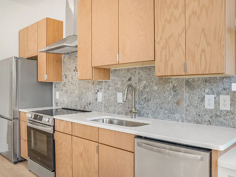 1310 Lischey Ave #204 — Photo 15