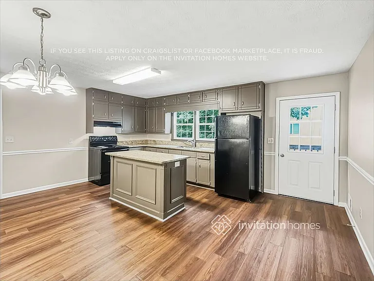 1597 Holly Brook Rd — Photo 8