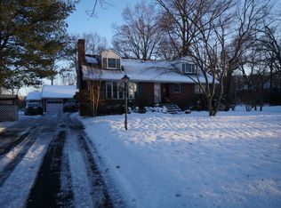 436 Demott Ln, Somerset, NJ 08873