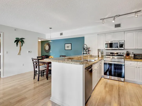 260 Village Boulevard #5205, Tequesta, FL 33469