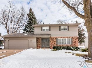 1901 E Arrowhead Pass, Sioux Falls, SD 57103