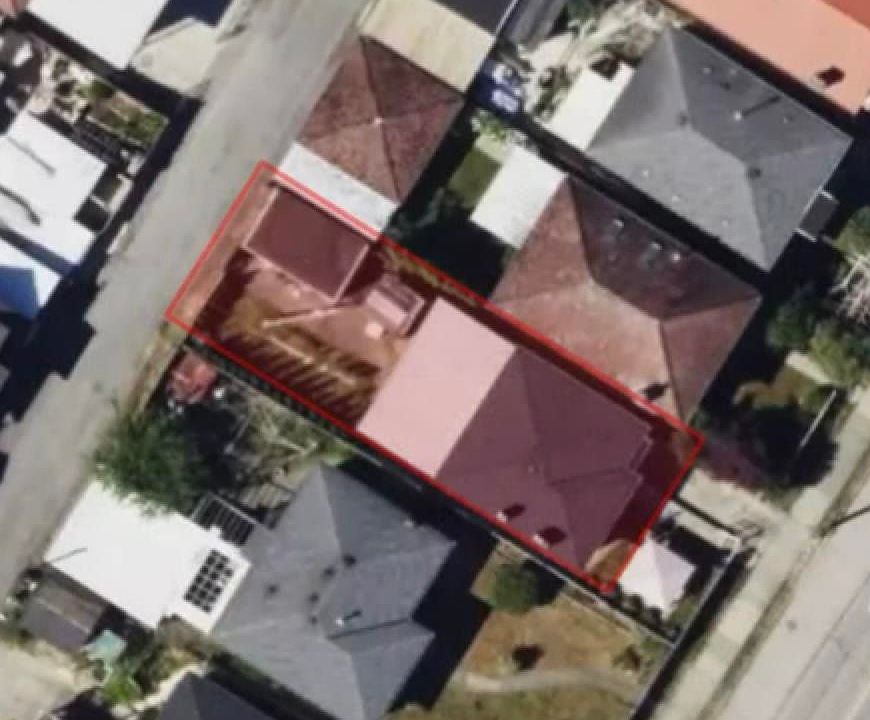 2nd image of 4939 Rupert St