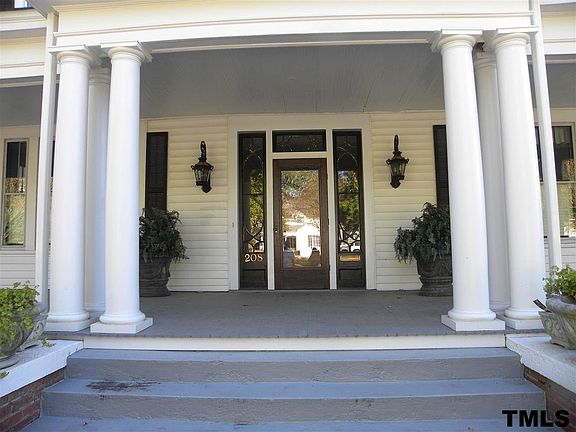 2nd image of 208 N 2nd St