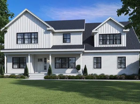 10 Canterbury Rd, Pelham, NH 03076