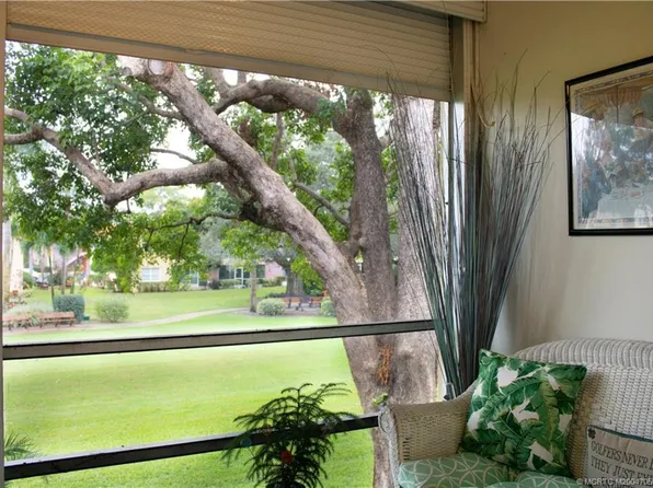 1911 SW Palm City Rd APT J, Stuart, FL 34994