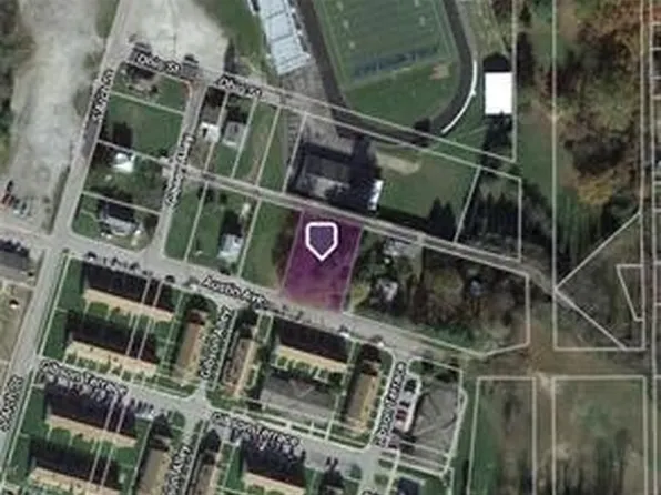 216 W Austin Ave, Connellsville, PA 15425