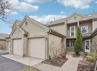 1646 Rose Hill Cir, Saint Paul, MN 55108