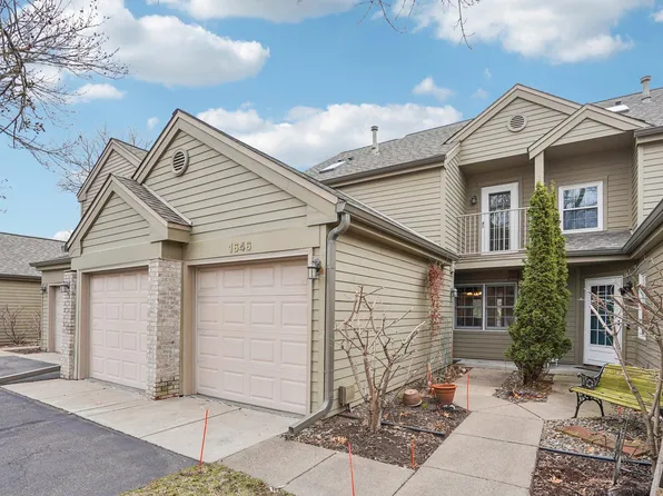 1646 Rose Hill Cir, Saint Paul, MN 55108