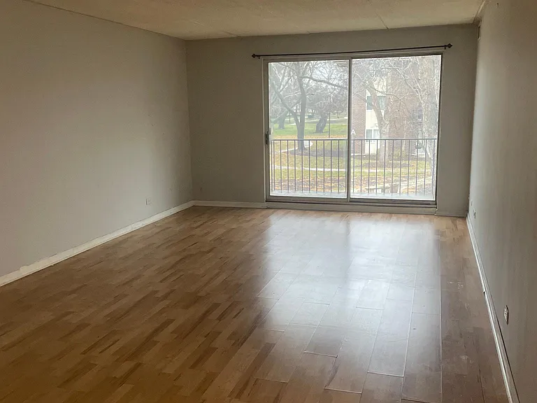 5S100 Pebblewood Ln #E5 — Photo 5