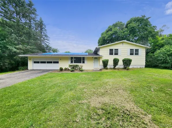 7533 Highbridge Rd, Manlius, NY 13104