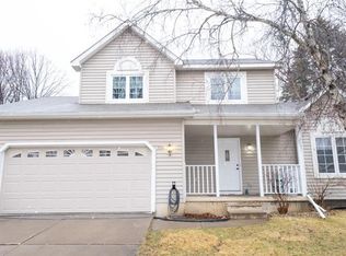 758 Sky Ridge Dr, Madison, WI 53719