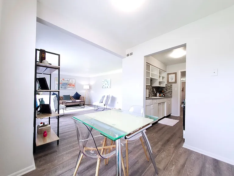 Smartland Lee-Mustang Apartments — Photo 7