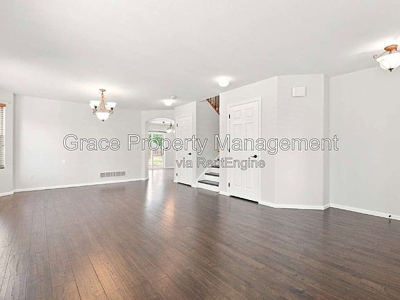 2nd image of 2057 Alpine Dr