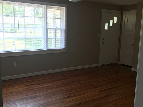 5th image of 651 Sannoner Ave