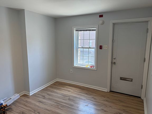 4th image of 934 New Market St APT 1