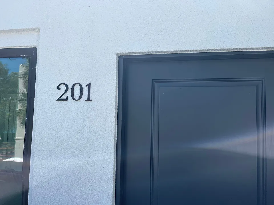 4 Laguna St #201