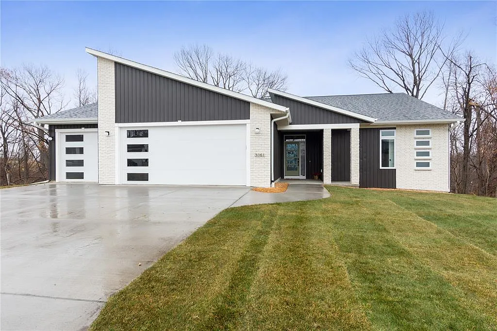 3061 Dell Ridge Ln photo 1