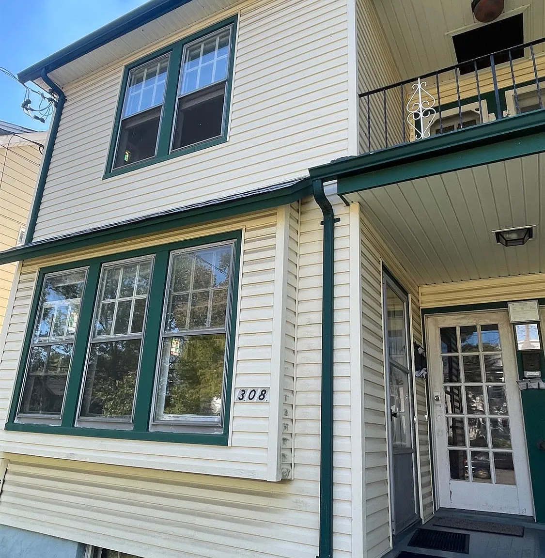 1 bed, 1.0 bath, $1,800 — Photo 3