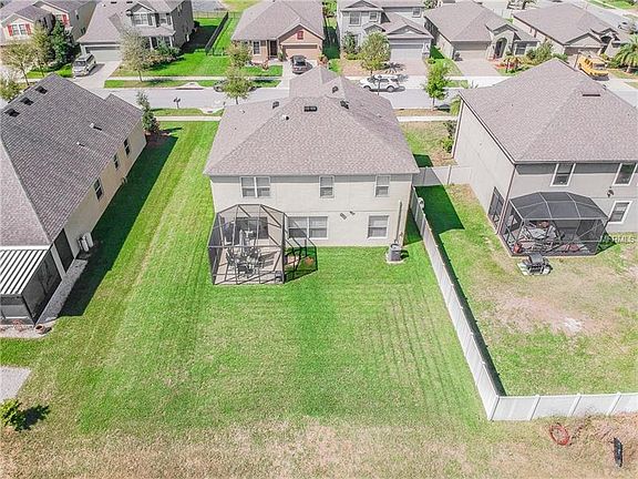 3rd image of 10163 Celtic Ash Dr