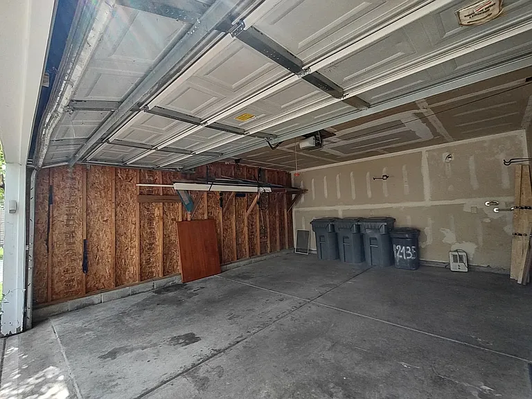 Belfry Dr — Photo 29
