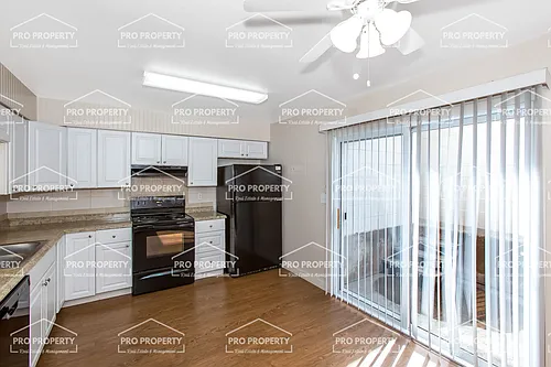 1607 Empire Ave #3 Photo 1