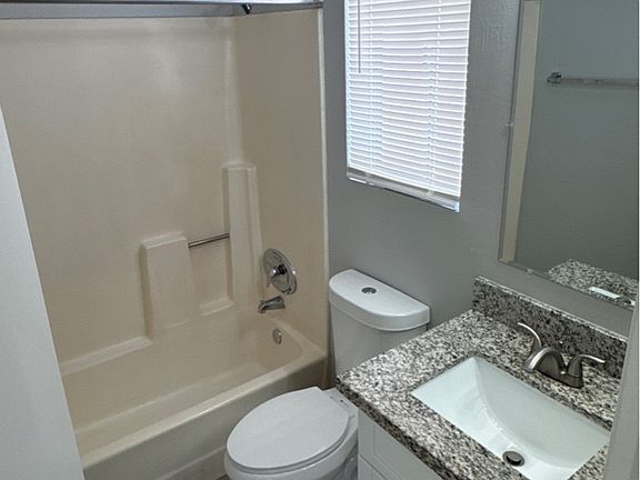 3rd image of 3012 E Cicero St APT 201