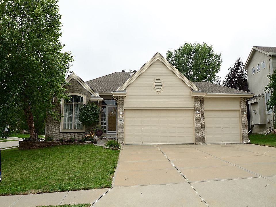 1st image of 18605 Jones Cir