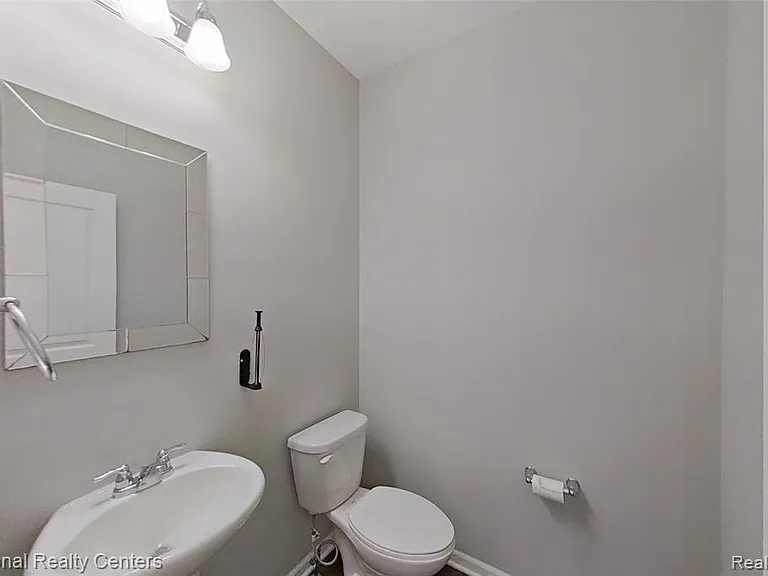 58180 Jonagold Ln — Photo 24