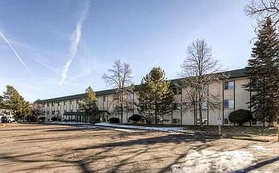 Country Club Villas