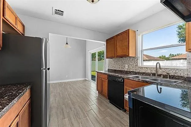 309 Cornwallis Ct — Photo 8