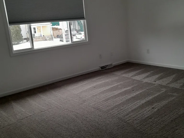 114 E Christie Ave — Photo 5