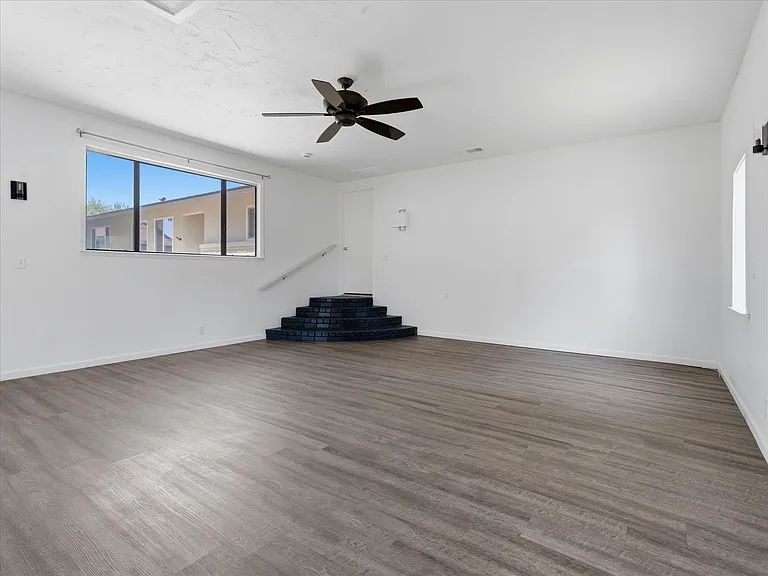 2224 N Bethel Ave — Photo 31