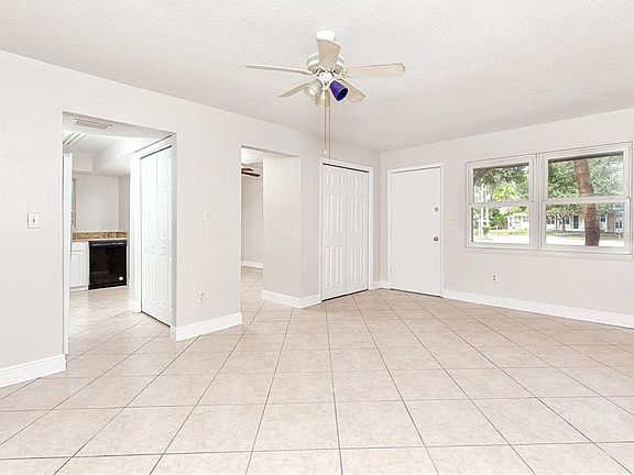4th image of 3521 Sherwood Dr