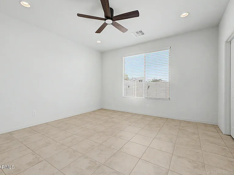 8954 W San Juan Ave — Photo 18