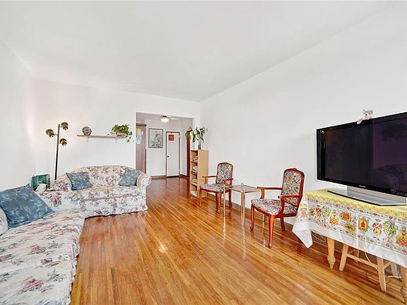 4th image of 2251 Knapp St APT 6H