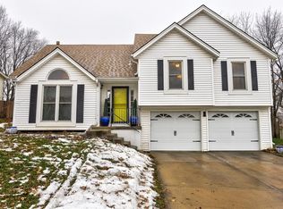 7934 N Wyoming Ct, Kansas City, MO 64118