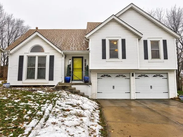 7934 N Wyoming Ct, Kansas City, MO 64118