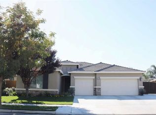 3203 W Clinton Ct, Visalia, CA