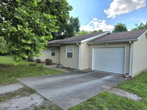 26065 W Flint Ln, Joplin, MO 64801