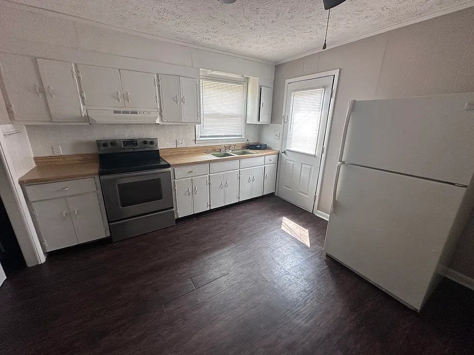 1540 Catawba Ter #2