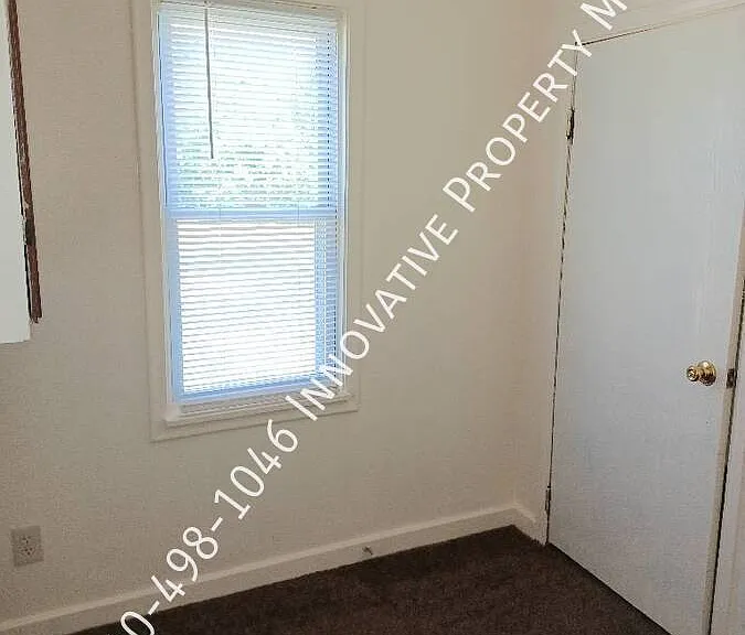 2266 Donovan St — Photo 12