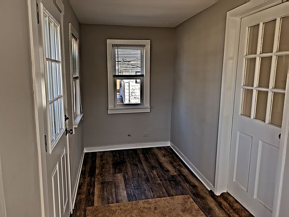 2nd image of 1133 Franklin Ave