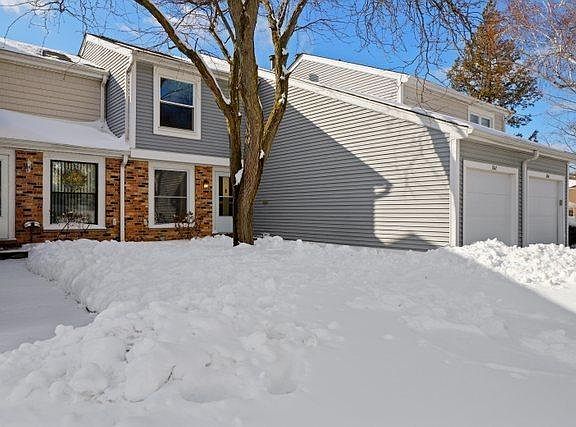 3rd image of 1842 Williamsburg Dr